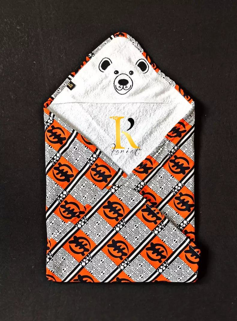 Sortie de bain + bavoir